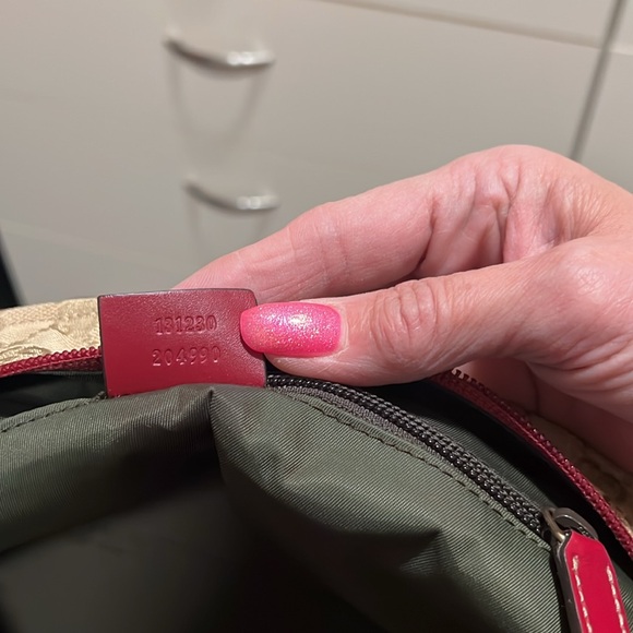 Gucci tote - Picture 8 of 17